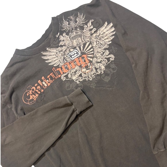 Billabong Mens Long Sleeve Graphic Tee Faded Black Crest Knight Winged Logo XL - Picture 3 of 7